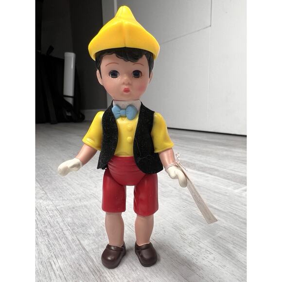 2004 Vintage Collectible Memorabilia Madame Alexander Pinocchio Boy Doll - Picture 3 of 8